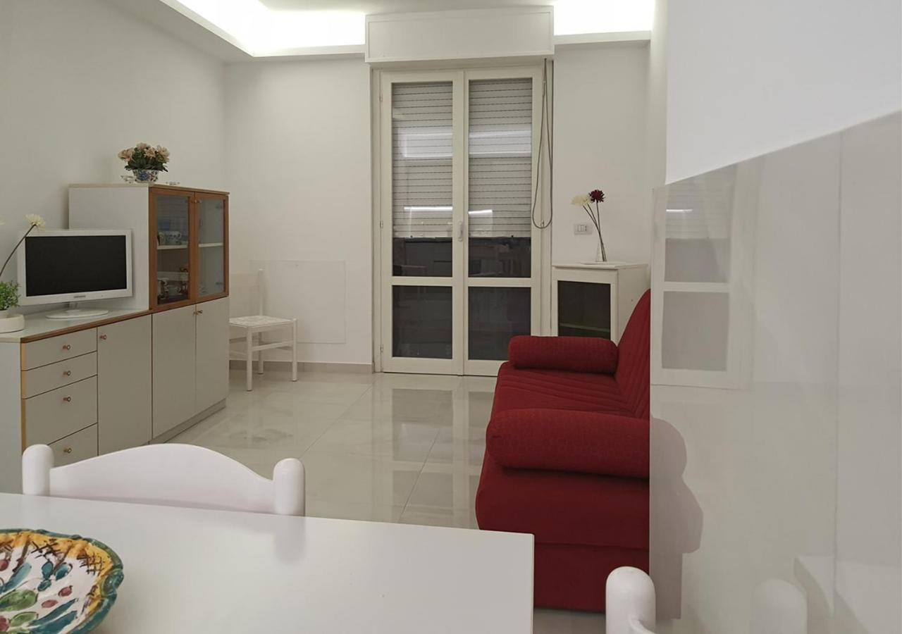 Elegante Appartamento A Due Passi Dal Mare Montesilvano Marina エクステリア 写真